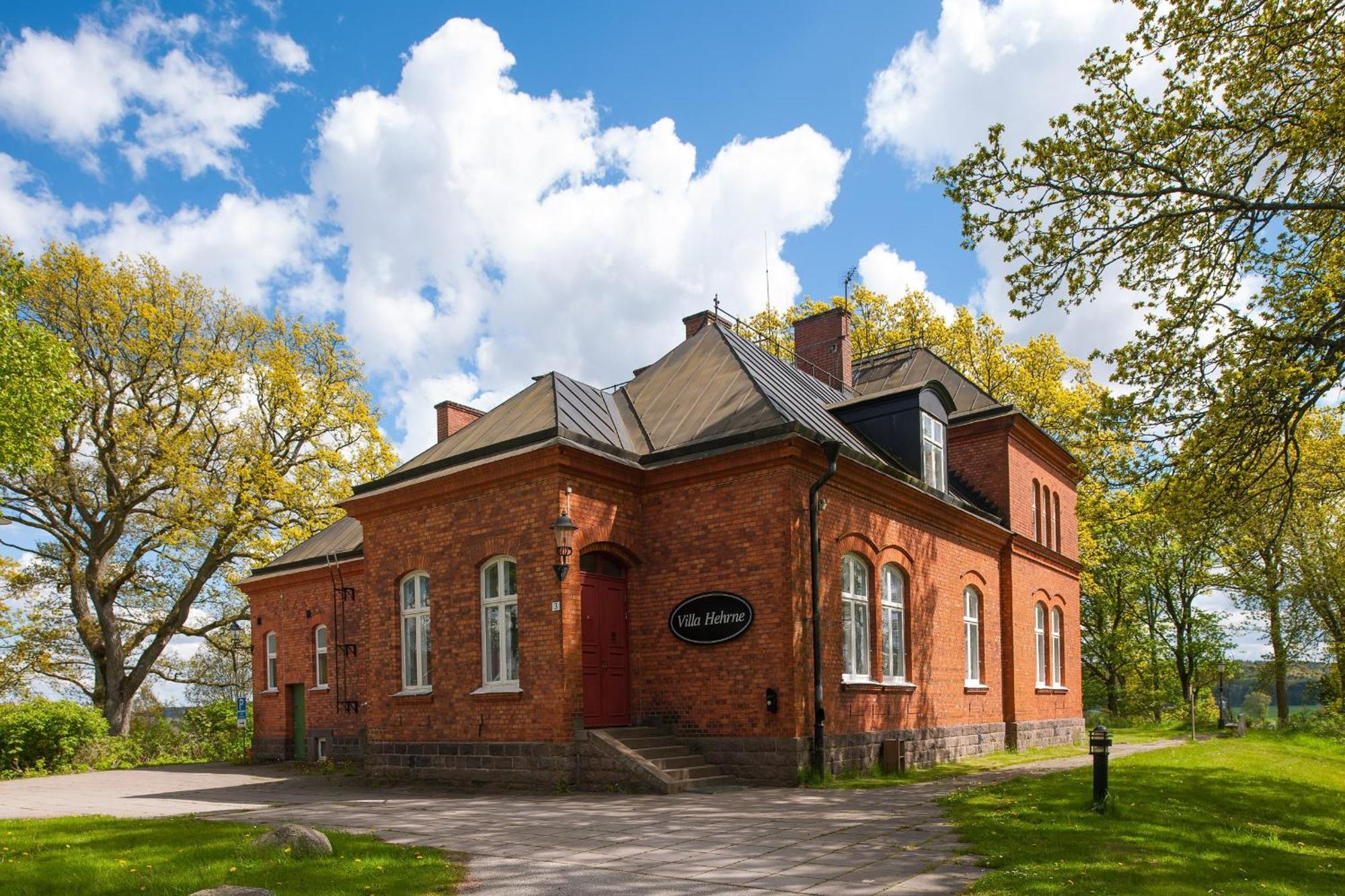 Hotel Hehrne Koek & Konferens Vanersborg Exterior photo